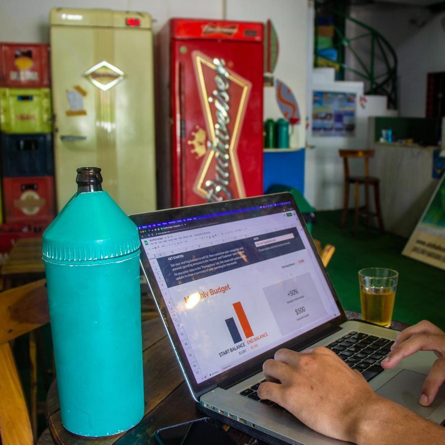 Aloha Hostel Форталеза Экстерьер фото