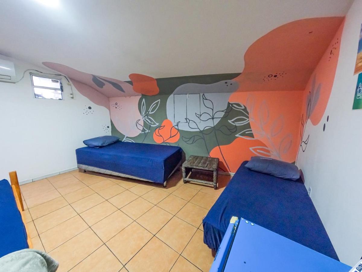 Aloha Hostel Форталеза Экстерьер фото